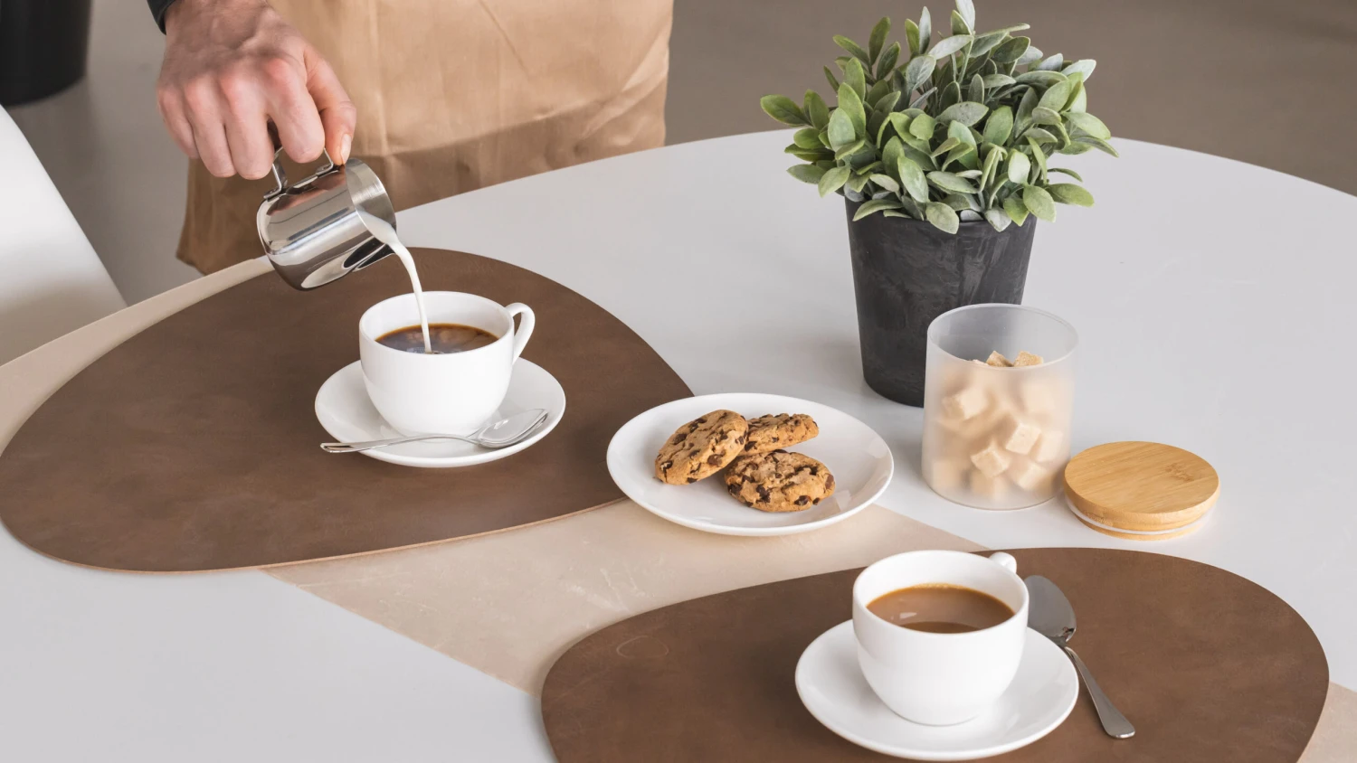 Jay Hill Schenkkannetje Espresso Serveerkannetje - RVS - 150 Ml 4 Jay Hill Schenkkannetje Espresso Serveerkannetje - RVS - 150 Ml - Afbeelding 4