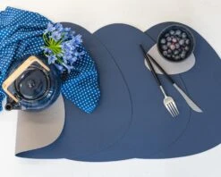 Jay Hill Onderzetters - Vegan Leer - Grijs / Blauw - Organic - Dubbelzijdig - 13 X 11 Cm - 6 Stuks 7 Jay Hill Onderzetters - Vegan Leer - Grijs / Blauw - Organic - Dubbelzijdig - 13 X 11 Cm - 6 Stuks -Keuken Do Verkoop placemat 1 2