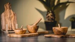 Jay Hill Serveerplank Met Handgreep Tunea - Olijfhout - 36 X 15 Cm 9 Jay Hill Serveerplank Met Handgreep Tunea - Olijfhout - 36 X 15 Cm -Keuken Do Verkoop tunea 4 1 2